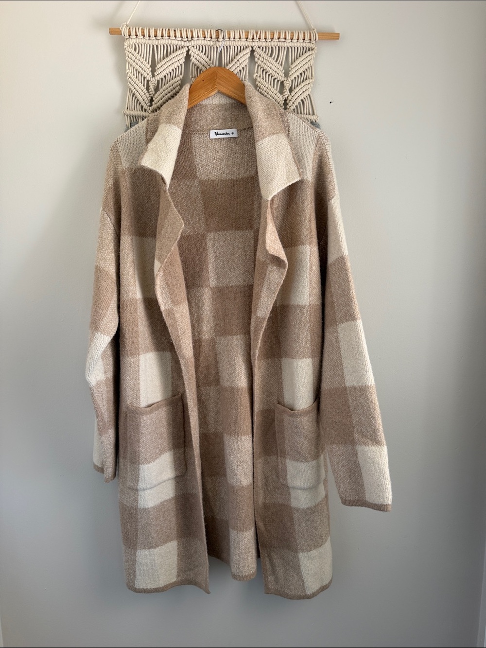 Beige & Cream Plaid Open-Front Cardigan